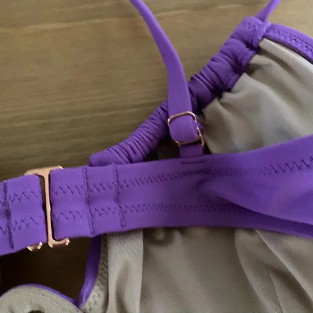 Sz. 36D Target Shade & Shore Bikini Top‎ NWOT (EE8)